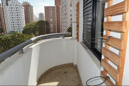 Apartamento para alugar com 72m², 2 quartos e 2 vagasVaranda