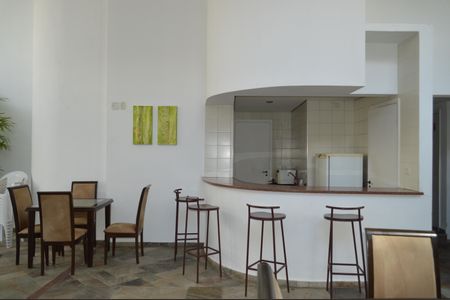 Apartamento para alugar com 72m², 2 quartos e 2 vagasÁrea comum - Salão de festas