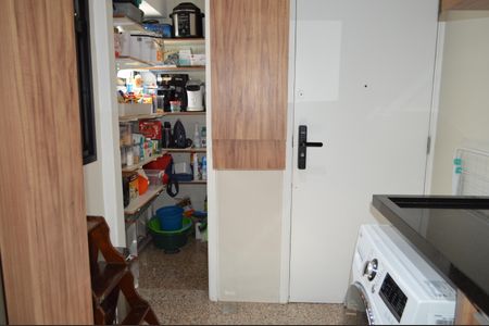 Apartamento para alugar com 72m², 2 quartos e 2 vagasCozinha e Área de Serviço