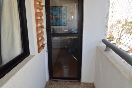 Apartamento para alugar com 72m², 2 quartos e 2 vagasVaranda