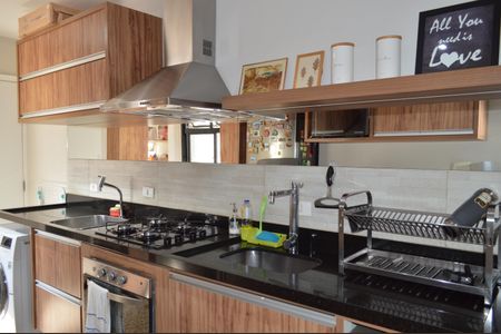 Apartamento para alugar com 72m², 2 quartos e 2 vagasCozinha e Área de Serviço