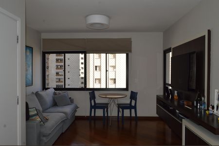 Apartamento para alugar com 72m², 2 quartos e 2 vagasSala