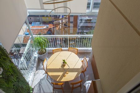 Apartamento à venda com 90m², 1 quarto e 2 vagasVista da Suíte