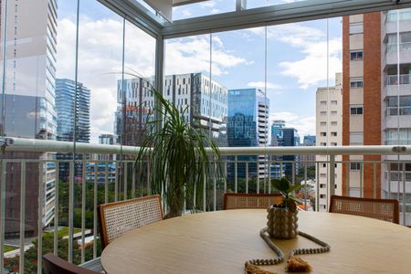 Apartamento à venda com 90m², 1 quarto e 2 vagasVaranda