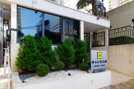 Apartamento à venda com 90m², 1 quarto e 2 vagasFachada 