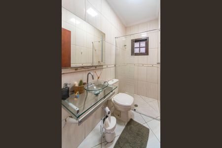 Casa à venda com 225m², 2 quartos e 4 vagas Casa à venda com 225m², 2 quartos e 4 vagasBanheiro Social