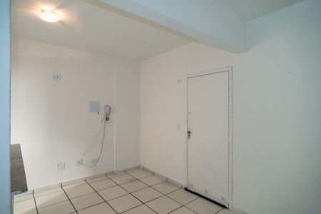 Studio para alugar com 21m², 0 quarto e sem vaga Studio para alugar com 21m², 0 quarto e sem vagaStudio