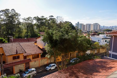 Casa à venda com 444m², 4 quartos e 4 vagas Casa à venda com 444m², 4 quartos e 4 vagasVista
