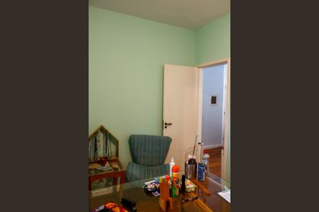 Casa à venda com 444m², 4 quartos e 4 vagas Casa à venda com 444m², 4 quartos e 4 vagasQuarto 2 - Suíte