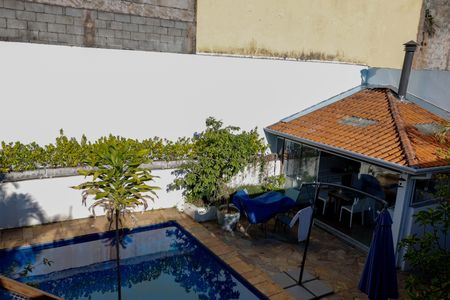 Casa à venda com 444m², 4 quartos e 4 vagas Casa à venda com 444m², 4 quartos e 4 vagasÁrea comum