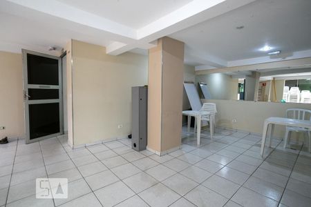 Apartamento à venda com 57m², 2 quartos e sem vagaÁrea comum - Salão de festas