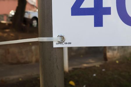 Apartamento à venda com 59m², 3 quartos e 1 vaga Apartamento à venda com 59m², 3 quartos e 1 vagaPlaca