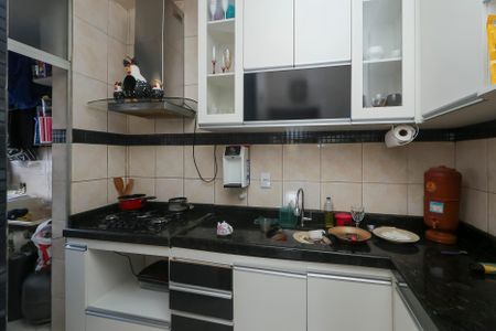 Apartamento à venda com 59m², 3 quartos e 1 vaga Apartamento à venda com 59m², 3 quartos e 1 vagaCozinha e Área de Serviço