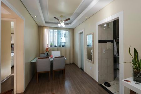 Apartamento à venda com 59m², 3 quartos e 1 vaga Apartamento à venda com 59m², 3 quartos e 1 vagaSala