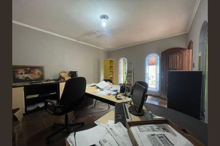 Casa para alugar com 191m², 3 quartos e 1 vagaSala