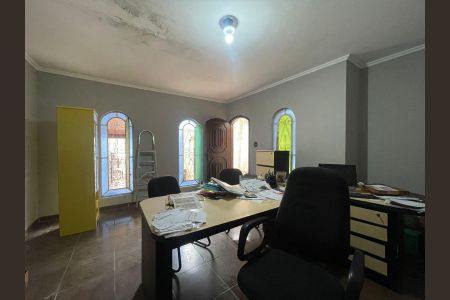 Casa para alugar com 191m², 3 quartos e 1 vagaSala