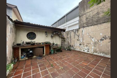 Casa para alugar com 191m², 3 quartos e 1 vagaQuintal