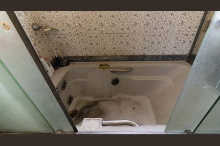 Casa à venda com 209m², 4 quartos e 3 vagas Casa à venda com 209m², 4 quartos e 3 vagasBanheiro Social