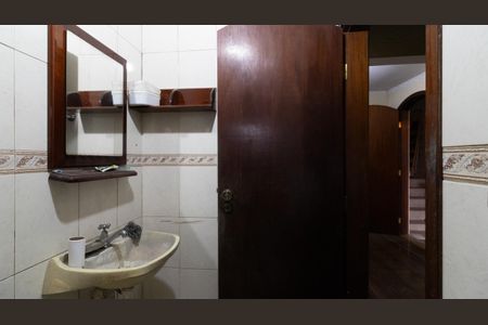 Casa à venda com 209m², 4 quartos e 3 vagas Casa à venda com 209m², 4 quartos e 3 vagasBanheiro da Suíte