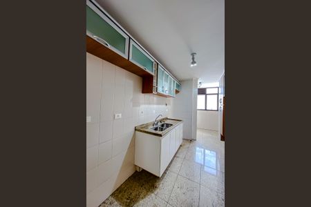 Apartamento à venda com 177m², 4 quartos e 2 vagasCozinha