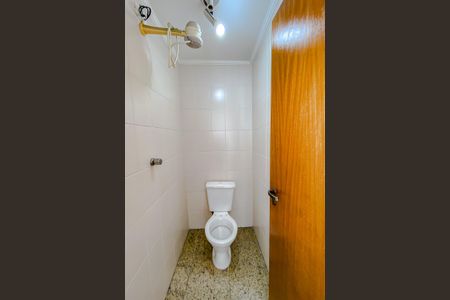 Apartamento à venda com 177m², 4 quartos e 2 vagasBanheiro de Serviço