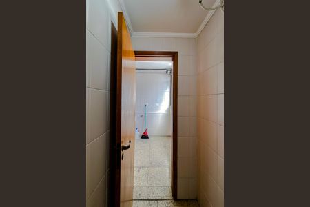 Apartamento à venda com 177m², 4 quartos e 2 vagasBanheiro de Serviço