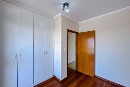Apartamento à venda com 177m², 4 quartos e 2 vagasQuarto 1
