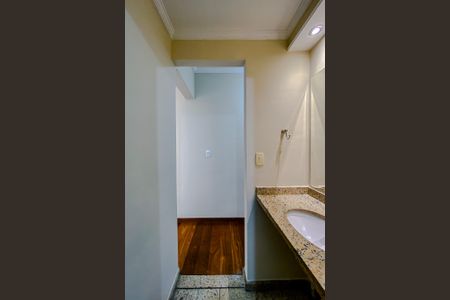 Apartamento à venda com 177m², 4 quartos e 2 vagasBanheiro Social