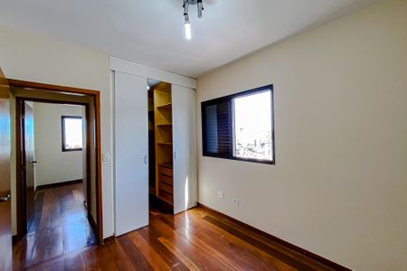 Apartamento à venda com 177m², 4 quartos e 2 vagasSuíte