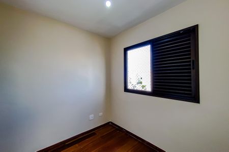 Apartamento à venda com 177m², 4 quartos e 2 vagasQuarto 3