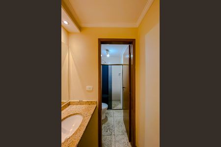 Apartamento à venda com 177m², 4 quartos e 2 vagasBanheiro Social