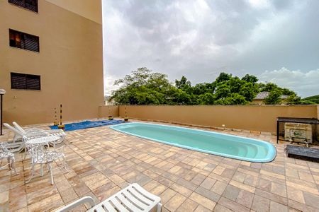 Apartamento à venda com 177m², 4 quartos e 2 vagasÁrea comum - Piscina