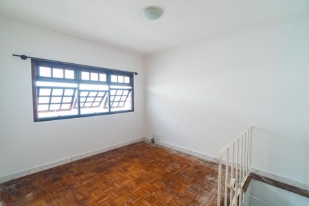 Casa à venda com 250m², 4 quartos e 2 vagasSala de TV