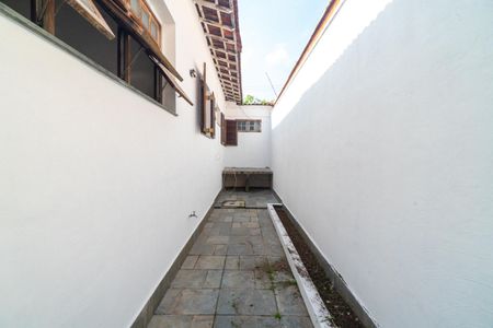 Casa à venda com 250m², 4 quartos e 2 vagasQuintal