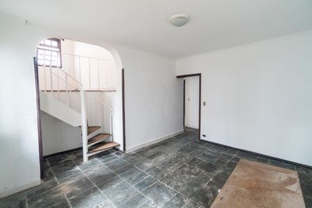 Casa à venda com 250m², 4 quartos e 2 vagasSala