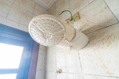 Casa à venda com 250m², 4 quartos e 2 vagasBanheiro 2 Detalhe