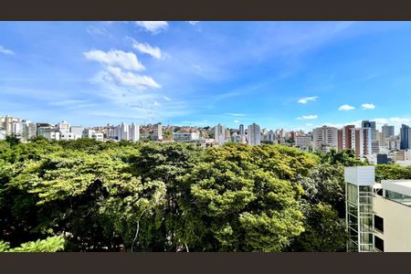 Apartamento à venda com 292m², 4 quartos e 4 vagasvista