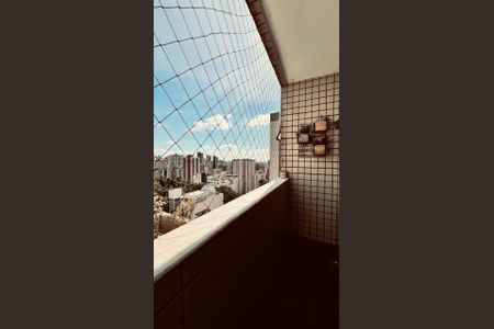 Apartamento à venda com 292m², 4 quartos e 4 vagasVaranda