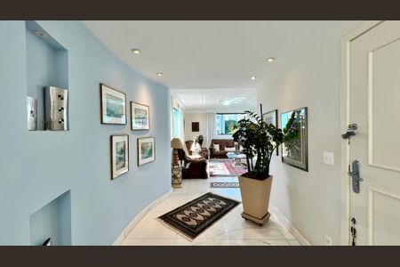 Apartamento à venda com 292m², 4 quartos e 4 vagasSala