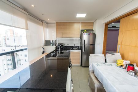 Apartamento para alugar com 50m², 2 quartos e 1 vaga Apartamento para alugar com 50m², 2 quartos e 1 vagaVaranda/cozinha