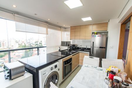 Apartamento para alugar com 50m², 2 quartos e 1 vaga Apartamento para alugar com 50m², 2 quartos e 1 vagaVaranda/cozinha