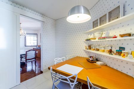 Apartamento à venda com 227m², 3 quartos e 3 vagasCopa