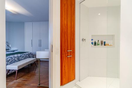Apartamento à venda com 227m², 3 quartos e 3 vagasBanheiro da Suíte 3