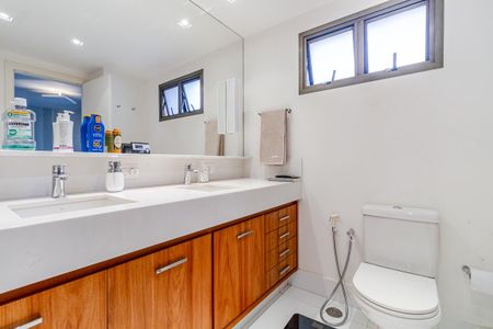 Apartamento à venda com 227m², 3 quartos e 3 vagasBanheiro da Suíte 3