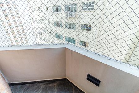 Apartamento à venda com 227m², 3 quartos e 3 vagasVaranda da Suíte 3