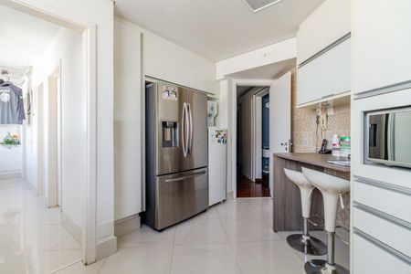 Apartamento à venda com 227m², 3 quartos e 3 vagasCozinha