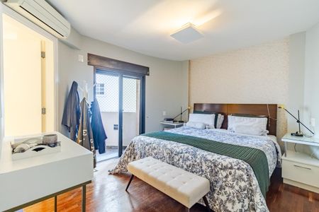 Apartamento à venda com 227m², 3 quartos e 3 vagasSuíte 3