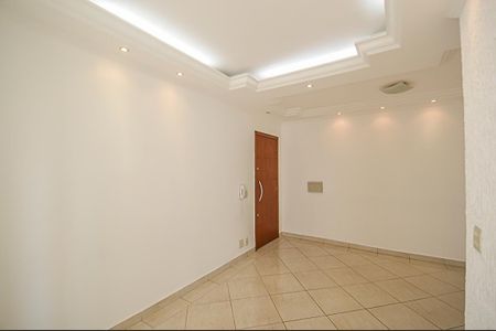Apartamento à venda com 55m², 2 quartos e 1 vaga Apartamento à venda com 55m², 2 quartos e 1 vagaSala