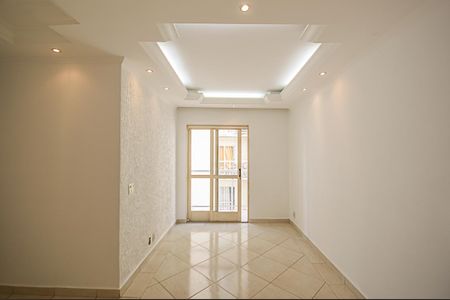 Apartamento à venda com 55m², 2 quartos e 1 vaga Apartamento à venda com 55m², 2 quartos e 1 vagaSala