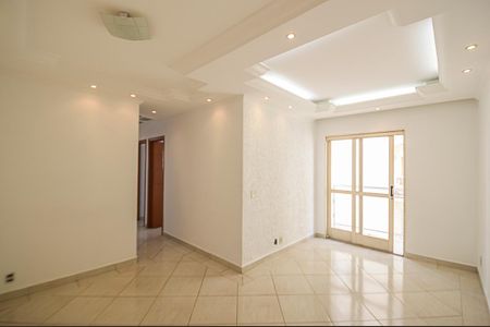 Apartamento à venda com 55m², 2 quartos e 1 vaga Apartamento à venda com 55m², 2 quartos e 1 vagaSala